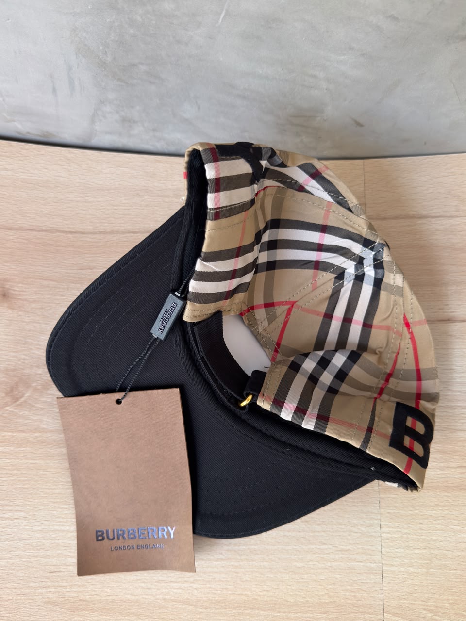 BURBERRY CHECK LOGO