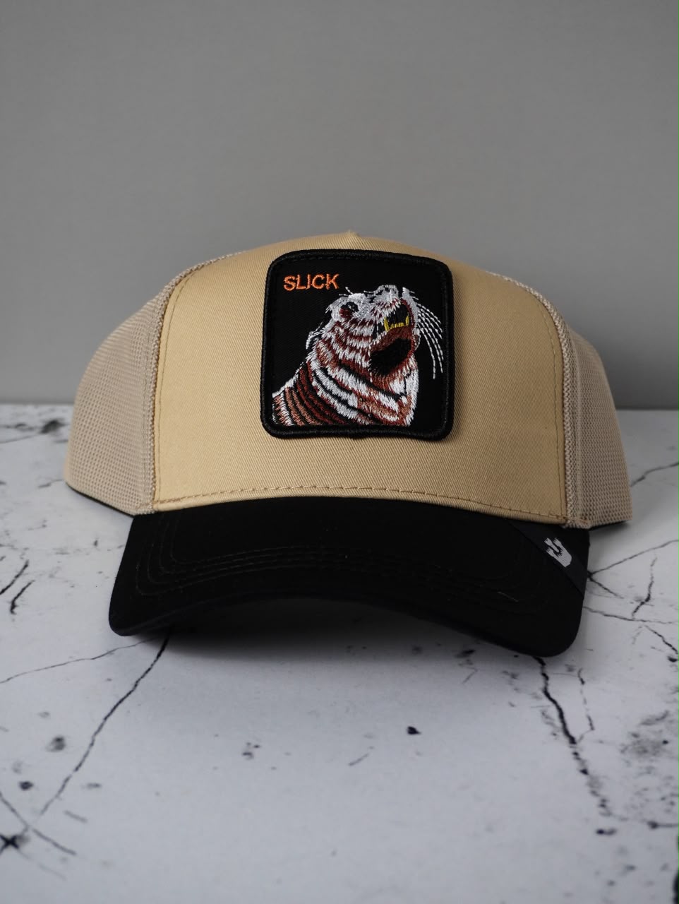 GOORIN BROS SLICK BEIGE-NEGRA