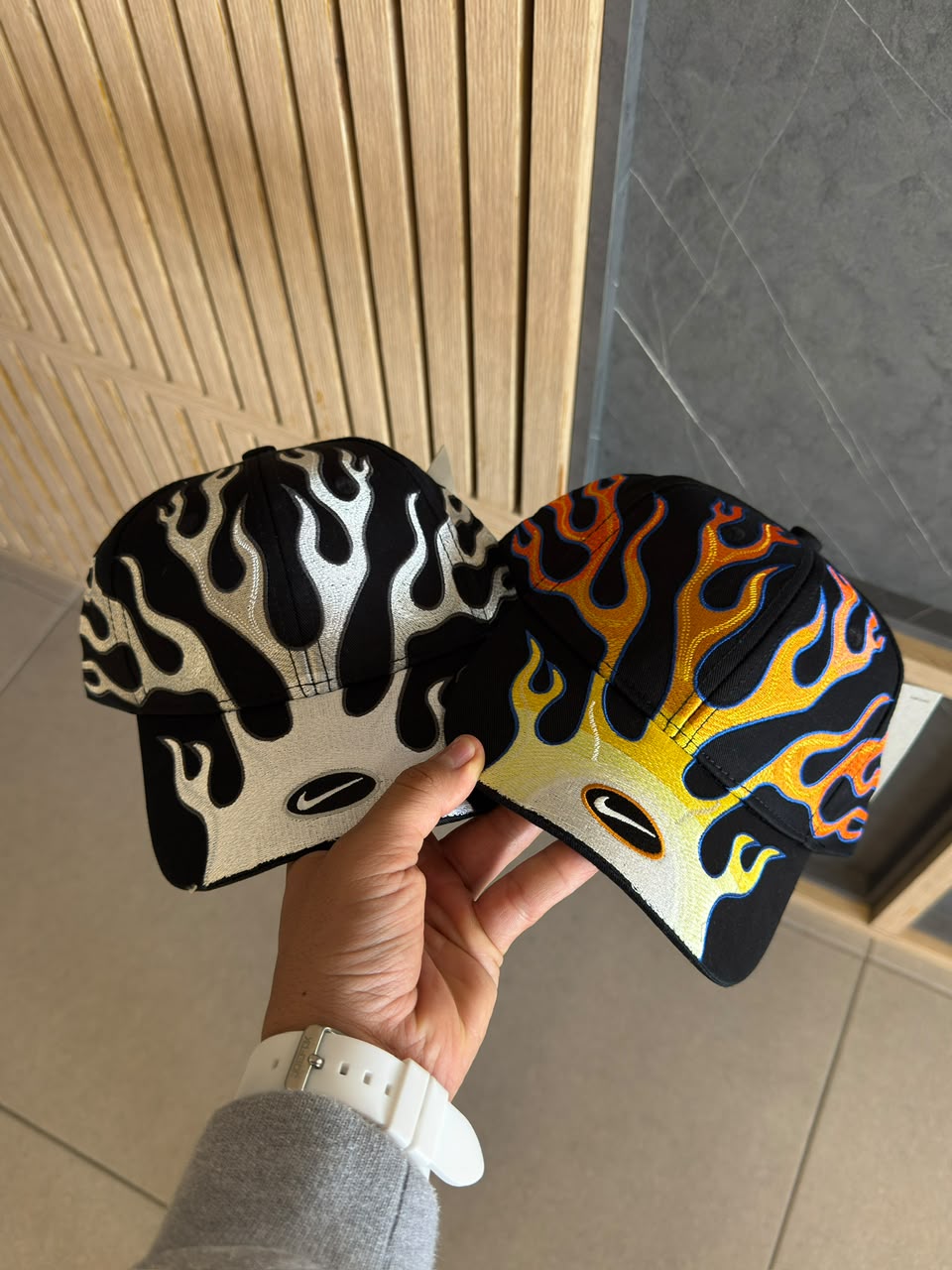 GORRA NIKE RYAN FLAMES