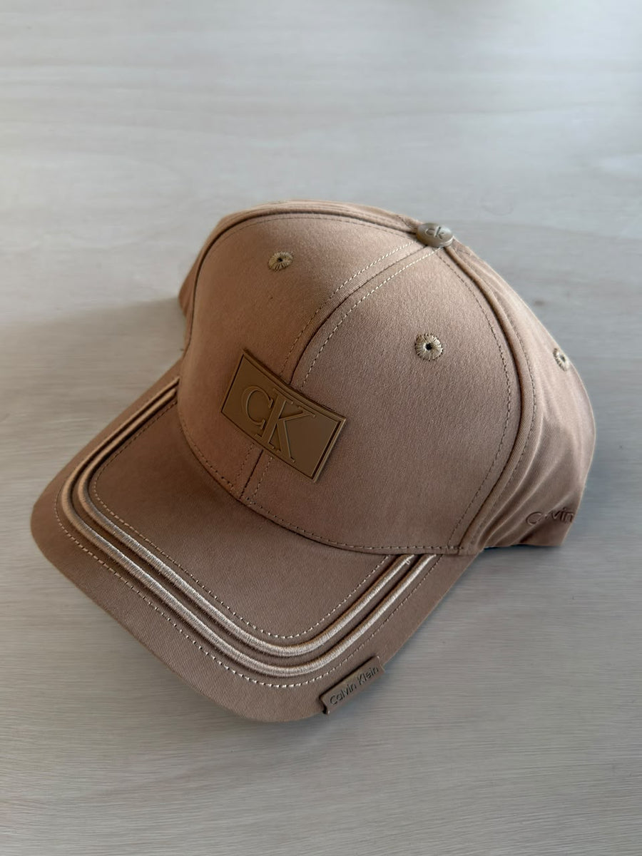 CALVIN KLEIN CAMEL GOLD